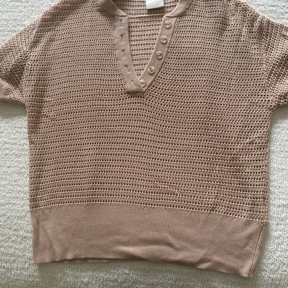 Varley Women's Cream Sweater - Picture 3 of 6